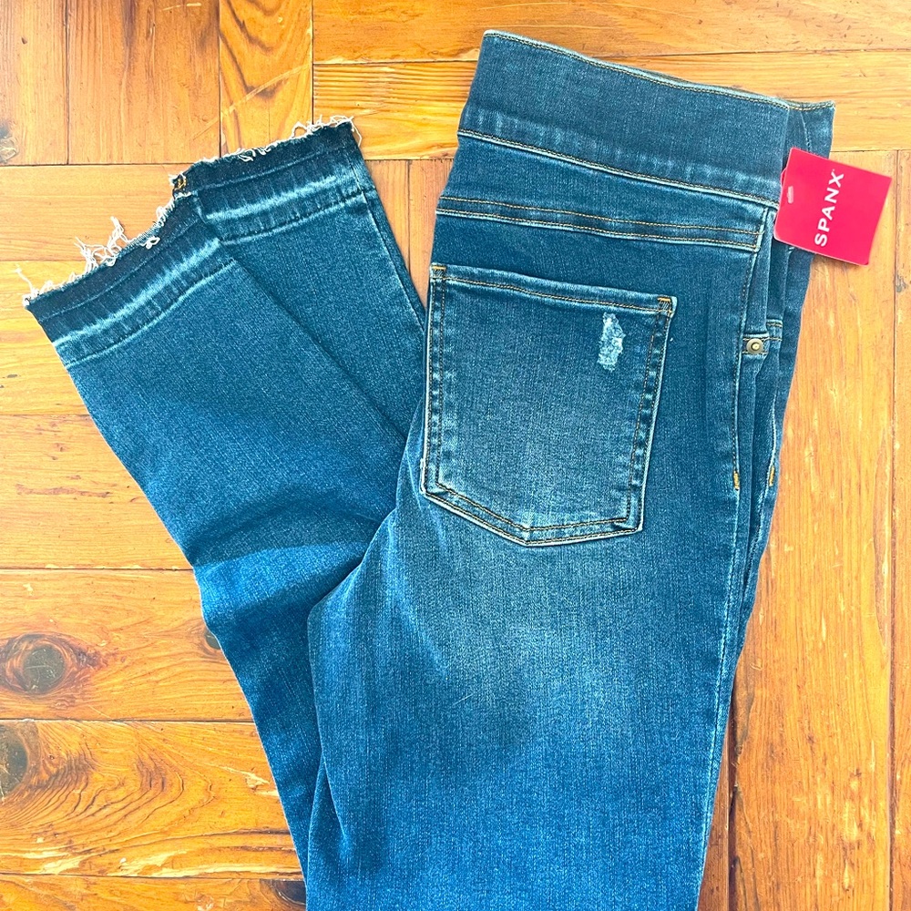 NWT Spanx size S/P distressed skinny jeans medium wash